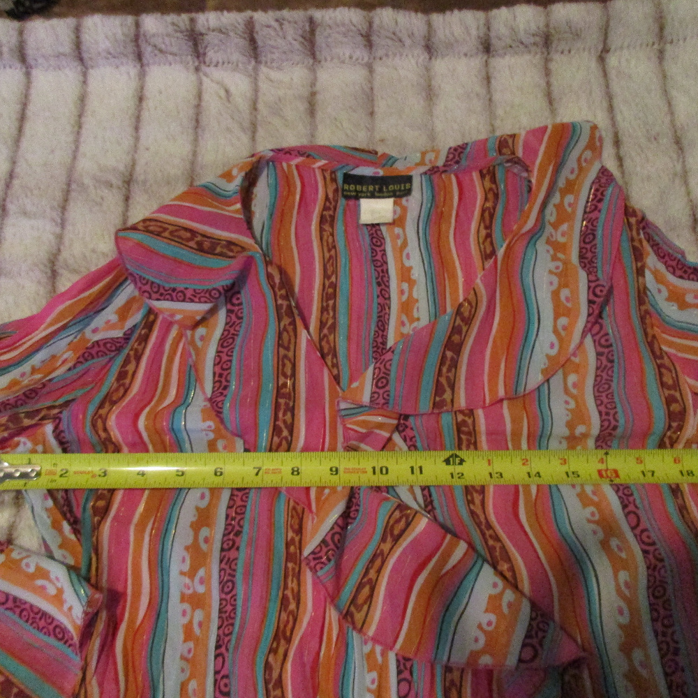 Lace & Ruffle - Picture 2 of 6